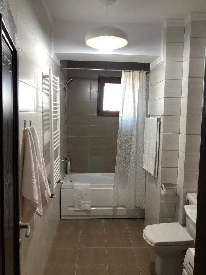 Kolonaki Domus Apartment 3 Jászvásár Kültér fotó