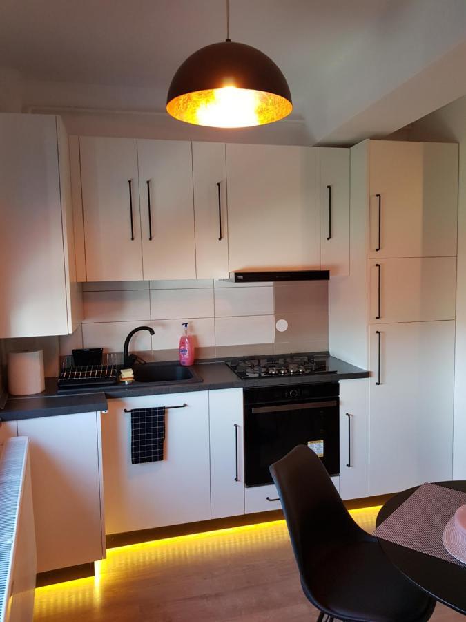 Kolonaki Domus Apartment 3 Jászvásár Kültér fotó